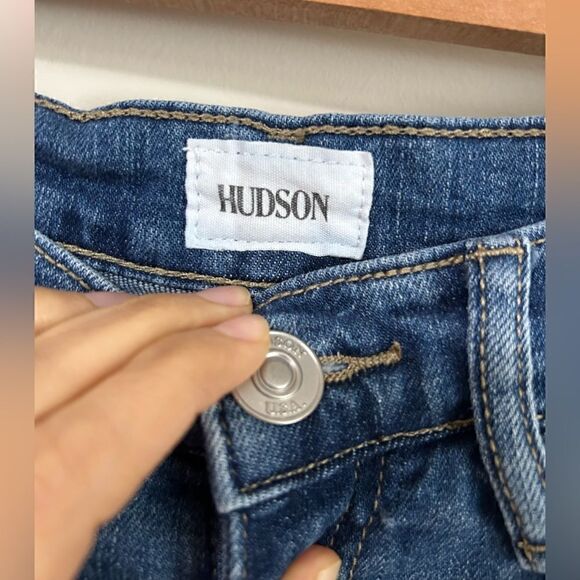 Hudson Noa Mid Rise Straight Crop - Picture 4 of 10